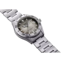 Orient Mako 40 miesten kello RA-AC0Q16N30B