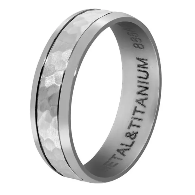 Plus titaanisormus 886A00